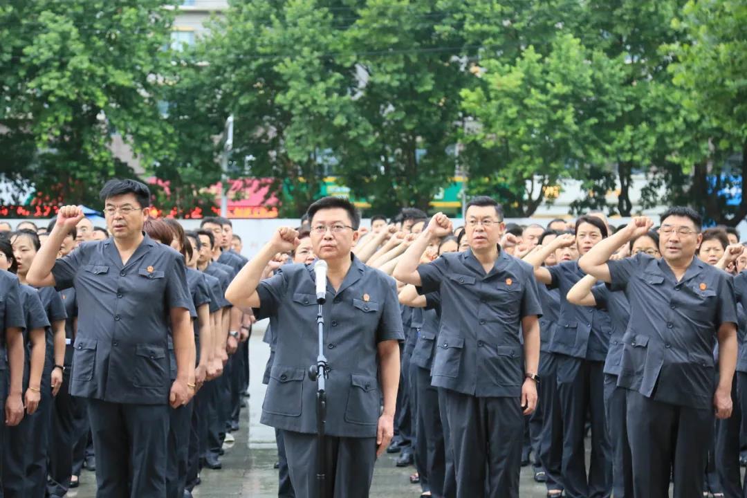 “龙咚锵”送安全！湖北应急科普地铁专列上线
